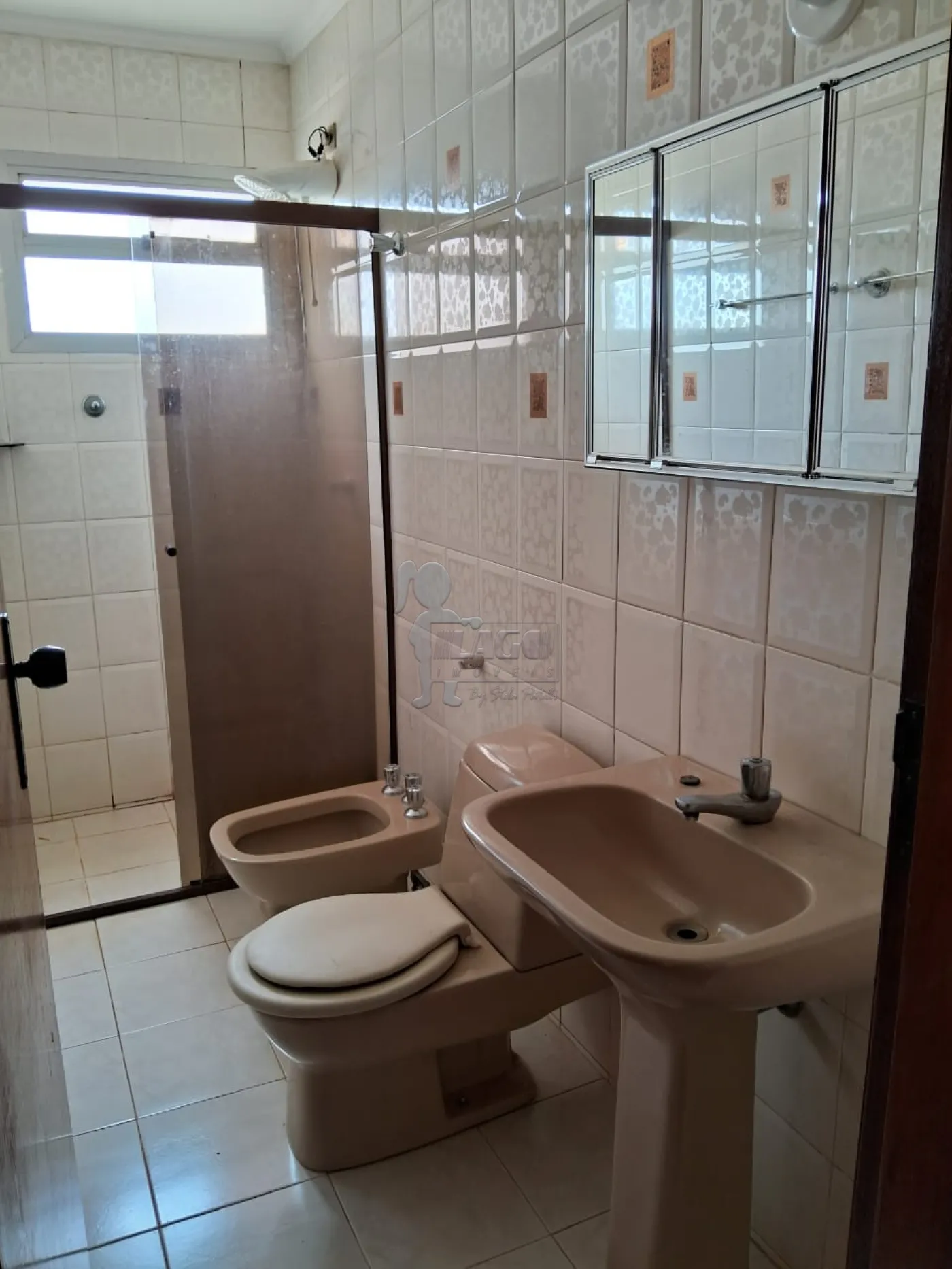 Alugar Apartamento / Padr&atilde;o em Ribeir&atilde;o Preto R$ 1.400,00 - Foto 12