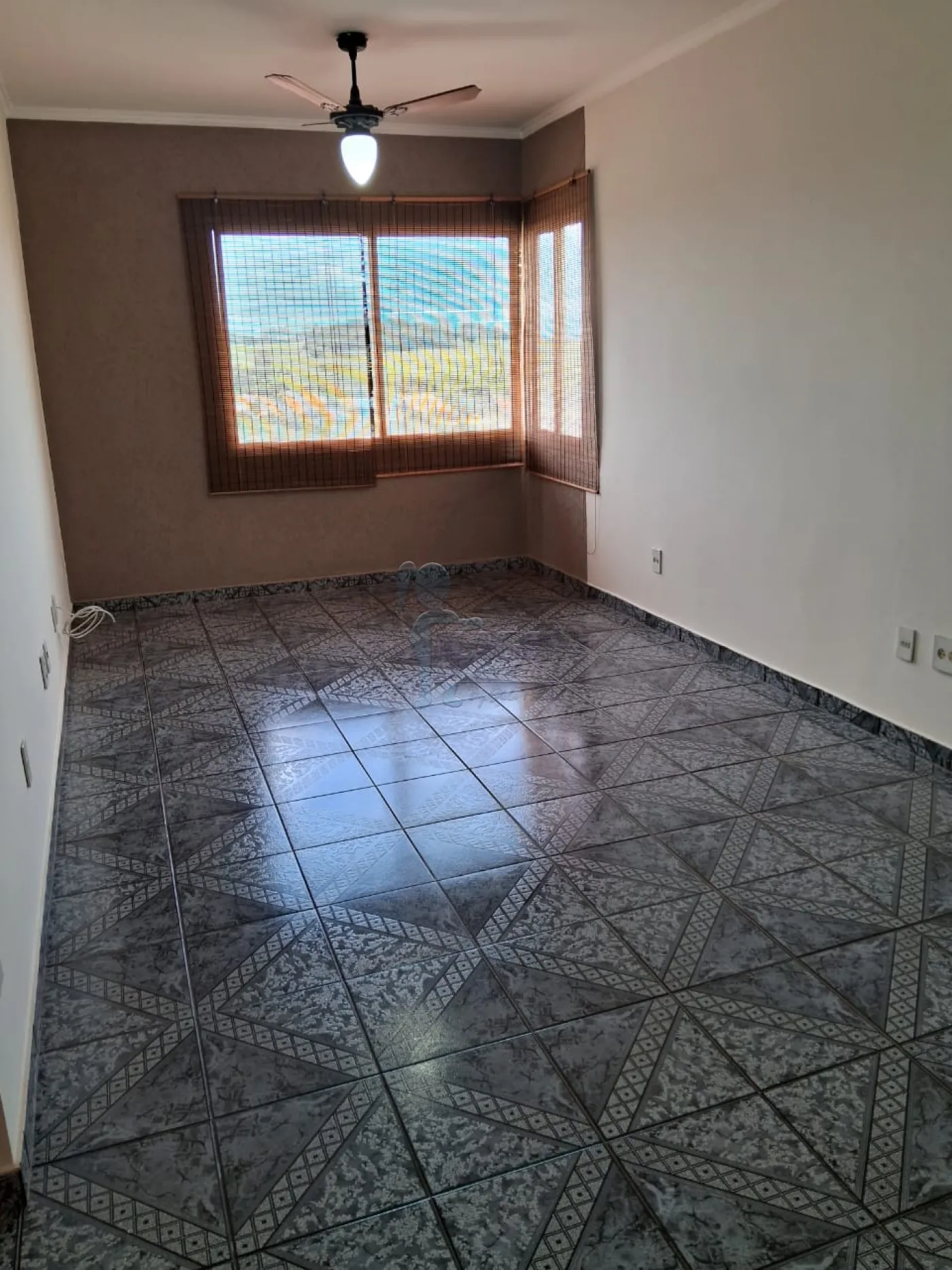 Alugar Apartamento / Padr&atilde;o em Ribeir&atilde;o Preto R$ 1.400,00 - Foto 8