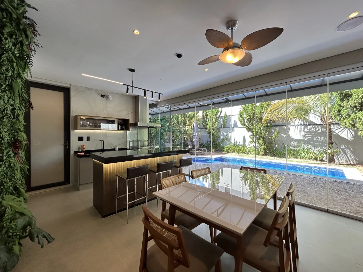 Comprar Casa condom&iacute;nio / Sobrado em Bonfim Paulista R$ 1.890.000,00 - Foto 17