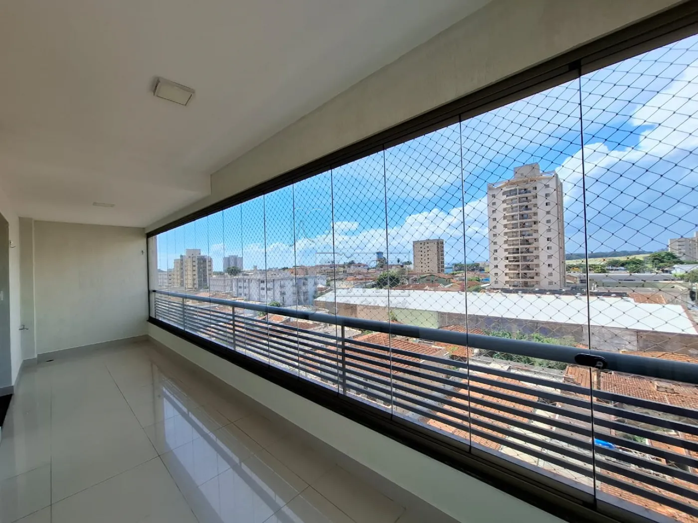 Alugar Apartamento / Padr&atilde;o em Ribeir&atilde;o Preto R$ 4.000,00 - Foto 4