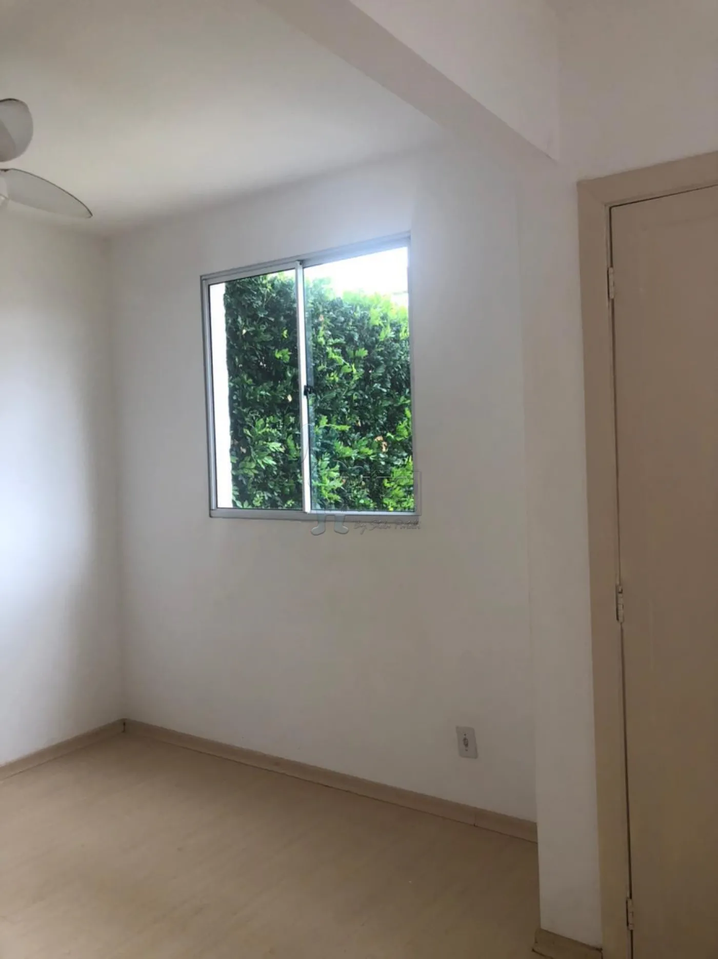 Comprar Casa condom&iacute;nio / Sobrado em Ribeir&atilde;o Preto R$ 650.000,00 - Foto 2