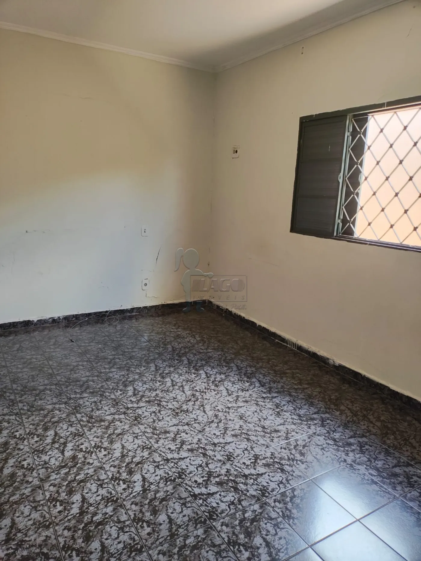 Comprar Casa / Padr&atilde;o em Ribeir&atilde;o Preto R$ 275.000,00 - Foto 4