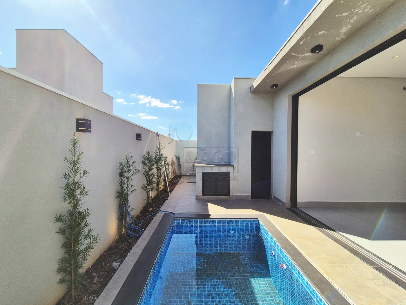 Alugar Casa condom&iacute;nio / Padr&atilde;o em Bonfim Paulista R$ 7.000,00 - Foto 2