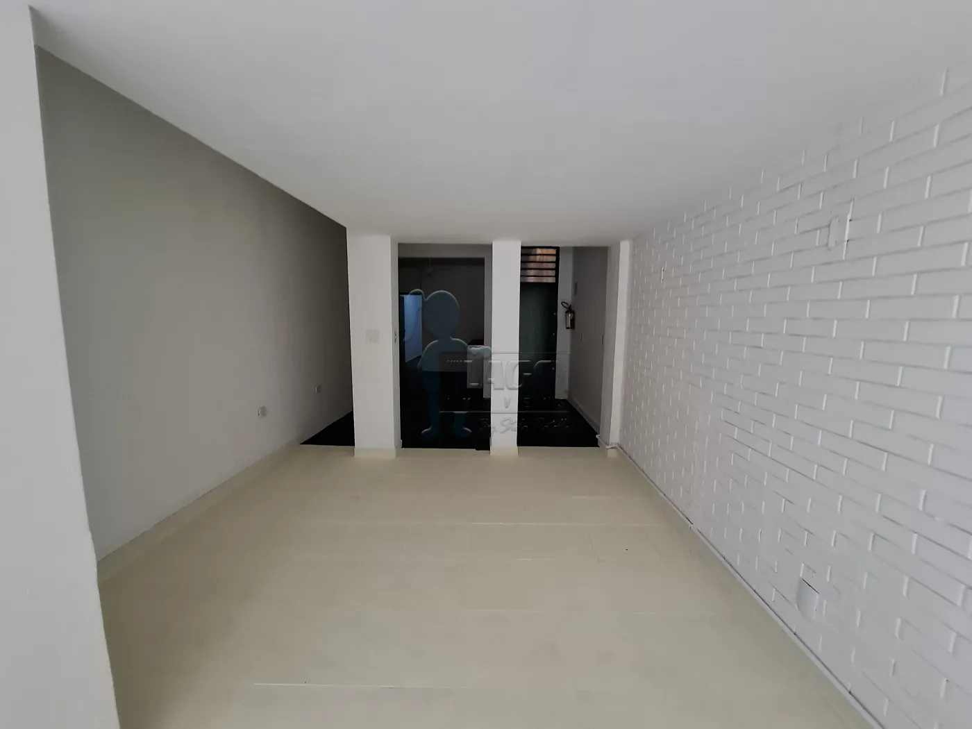 Alugar Comercial padr&atilde;o / Galp&atilde;o - Armaz&eacute;m em Ribeir&atilde;o Preto R$ 3.000,00 - Foto 2