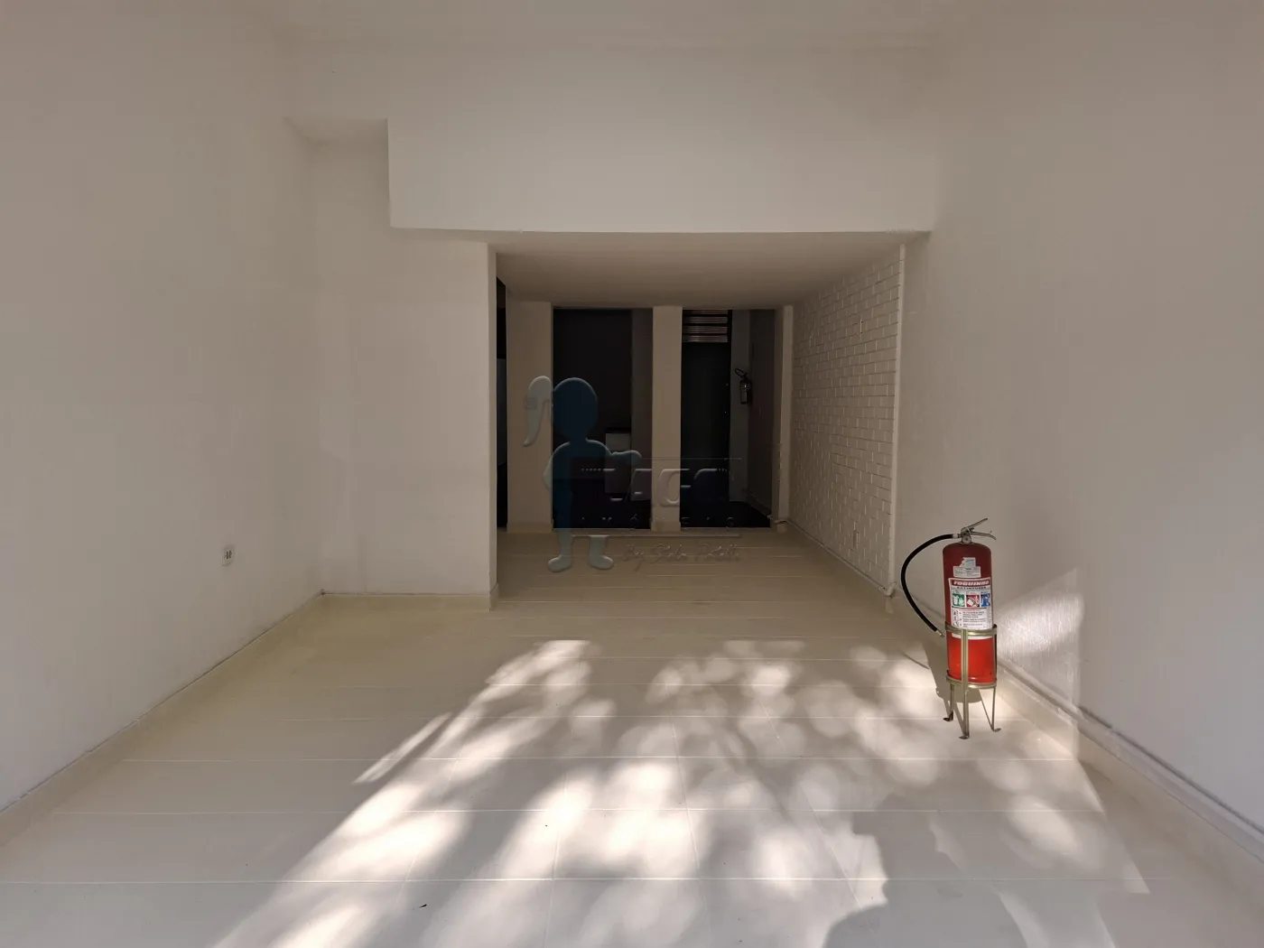 Alugar Comercial padr&atilde;o / Galp&atilde;o - Armaz&eacute;m em Ribeir&atilde;o Preto R$ 3.000,00 - Foto 3