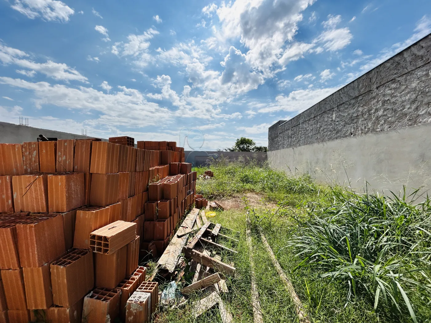 Comprar Terreno / Padr&atilde;o em Bonfim Paulista R$ 200.000,00 - Foto 2