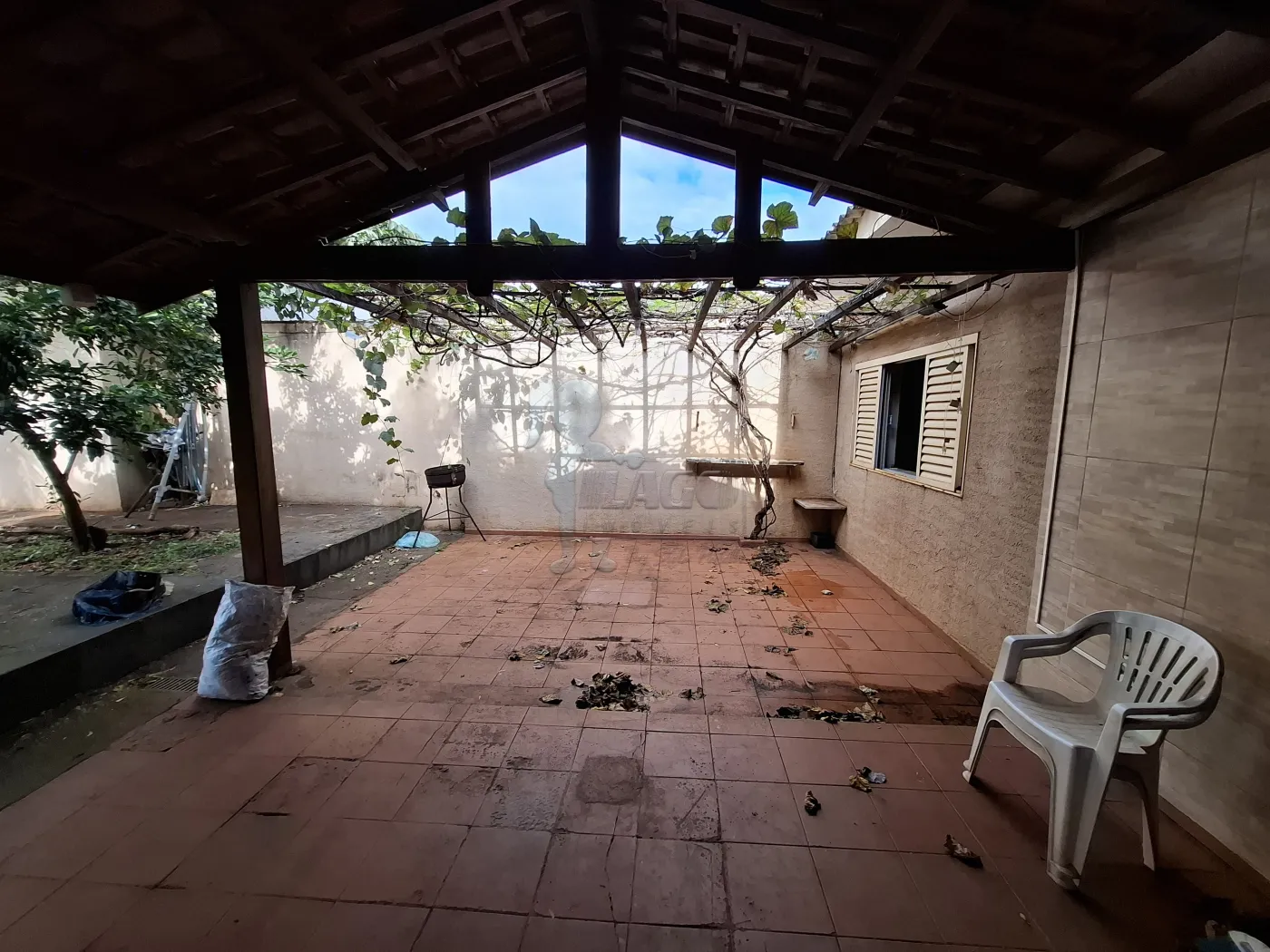 Comprar Casa / Padr&atilde;o em Ribeir&atilde;o Preto R$ 420.000,00 - Foto 2