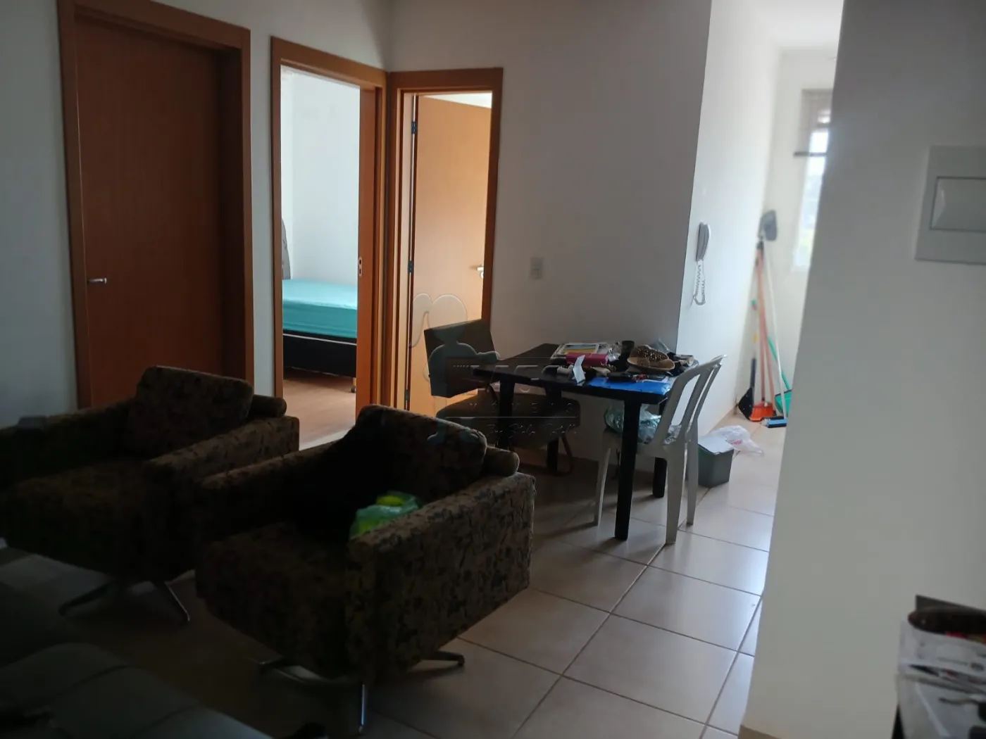 Comprar Apartamento / Padr&atilde;o em Bonfim Paulista R$ 240.000,00 - Foto 4