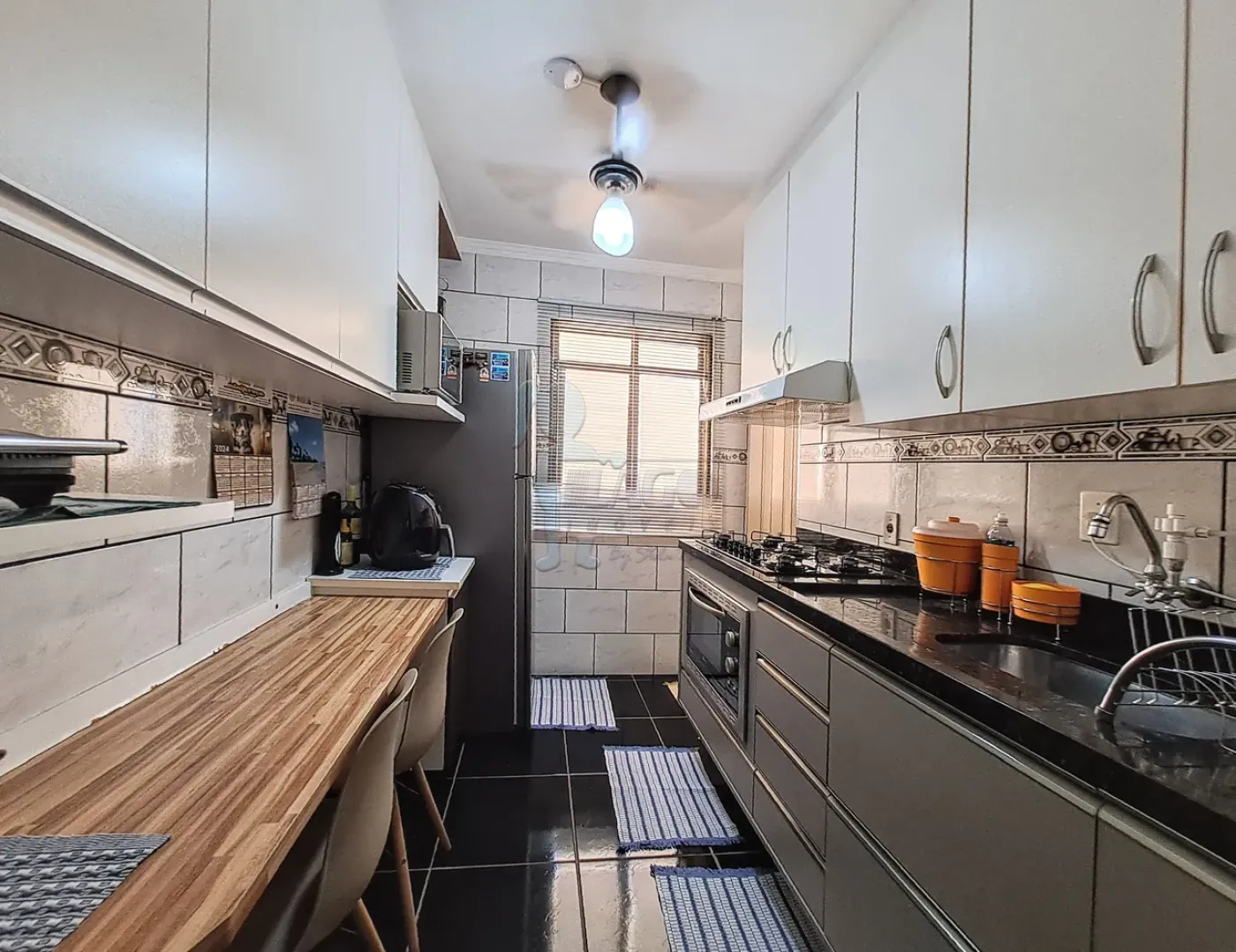 Alugar Apartamento / Padr&atilde;o em Ribeir&atilde;o Preto R$ 1.200,00 - Foto 5