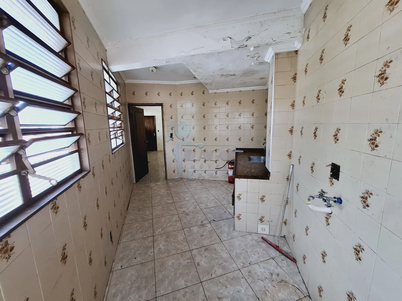 Alugar Comercial padr&atilde;o / Pr&eacute;dio em Ribeir&atilde;o Preto R$ 5.500,00 - Foto 28