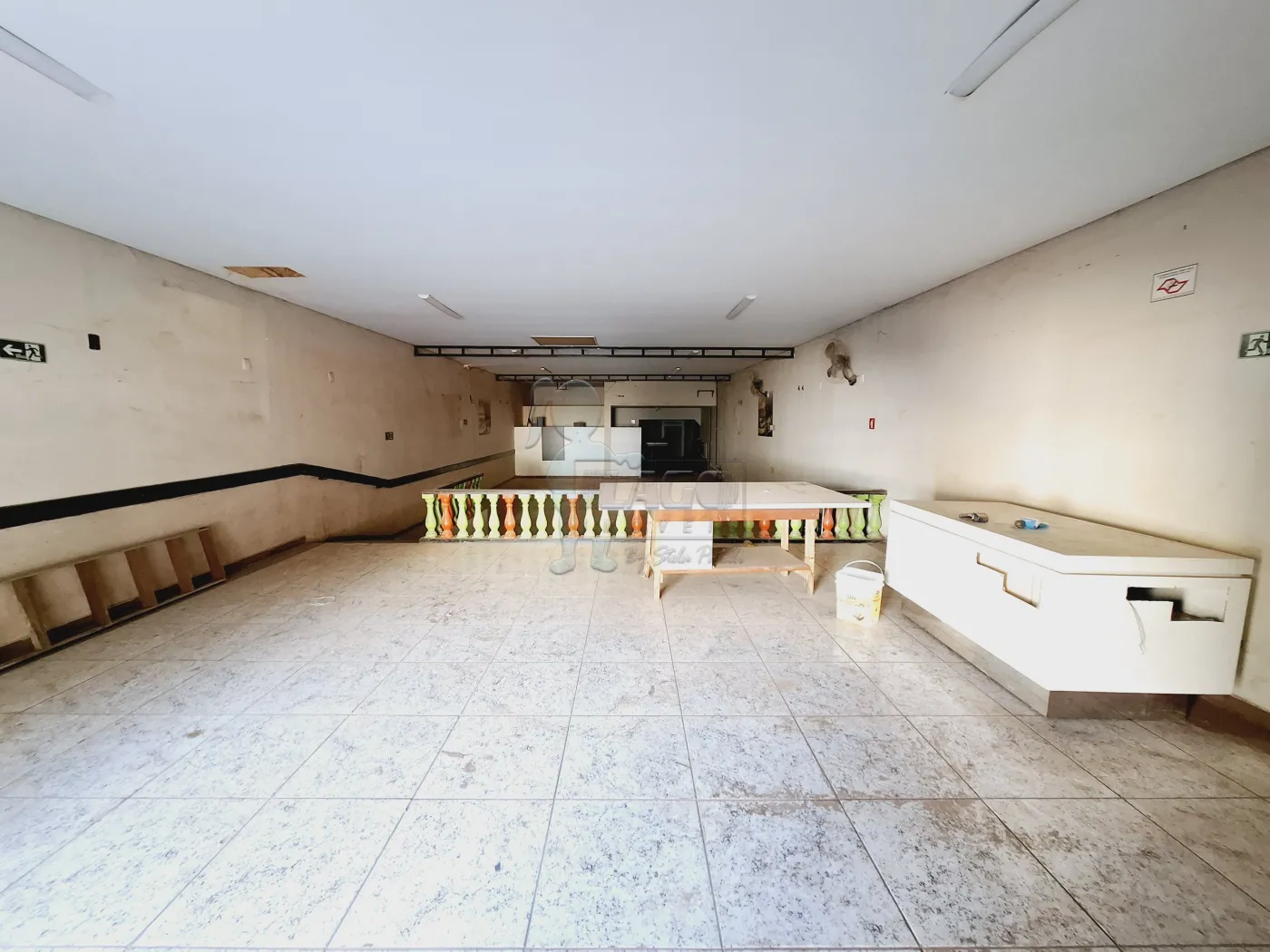 Alugar Comercial padr&atilde;o / Galp&atilde;o - Armaz&eacute;m em Ribeir&atilde;o Preto R$ 5.500,00 - Foto 1