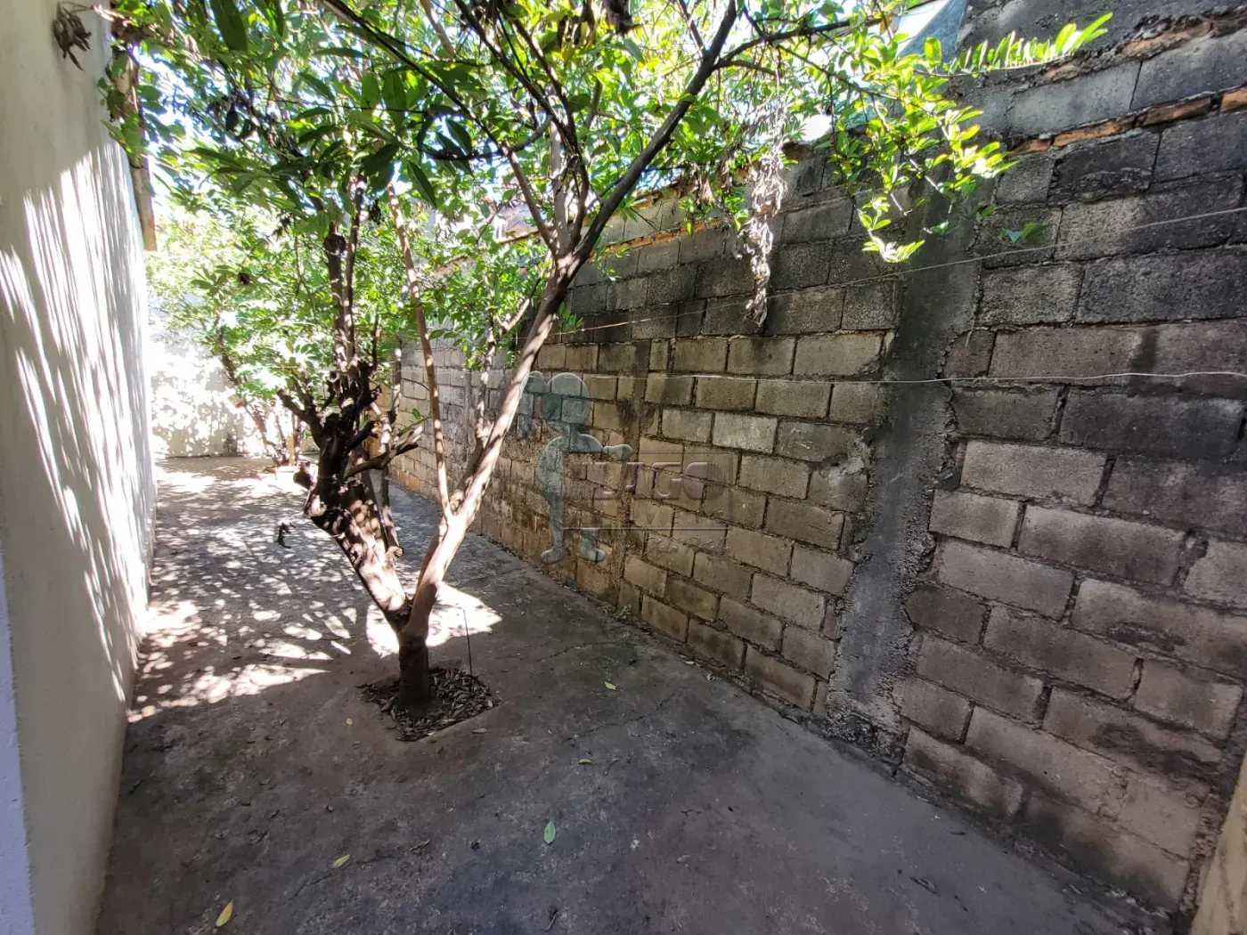 Alugar Casa / Padr&atilde;o em Ribeir&atilde;o Preto R$ 1.900,00 - Foto 20