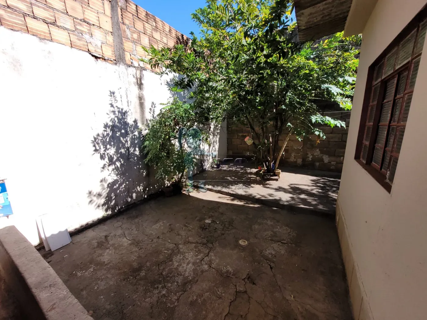 Alugar Casa / Padr&atilde;o em Ribeir&atilde;o Preto R$ 1.900,00 - Foto 17