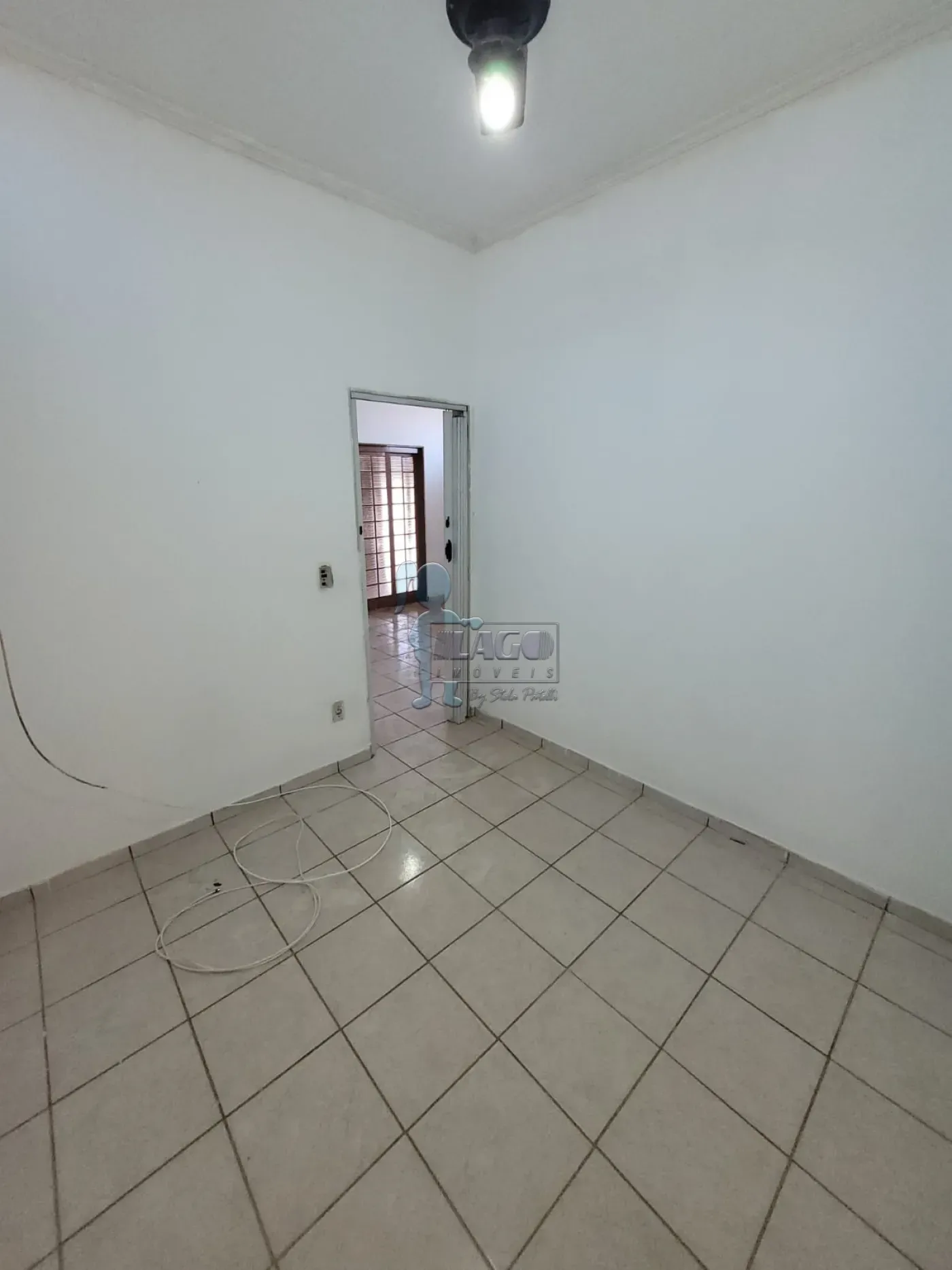 Alugar Casa / Padr&atilde;o em Ribeir&atilde;o Preto R$ 1.900,00 - Foto 28