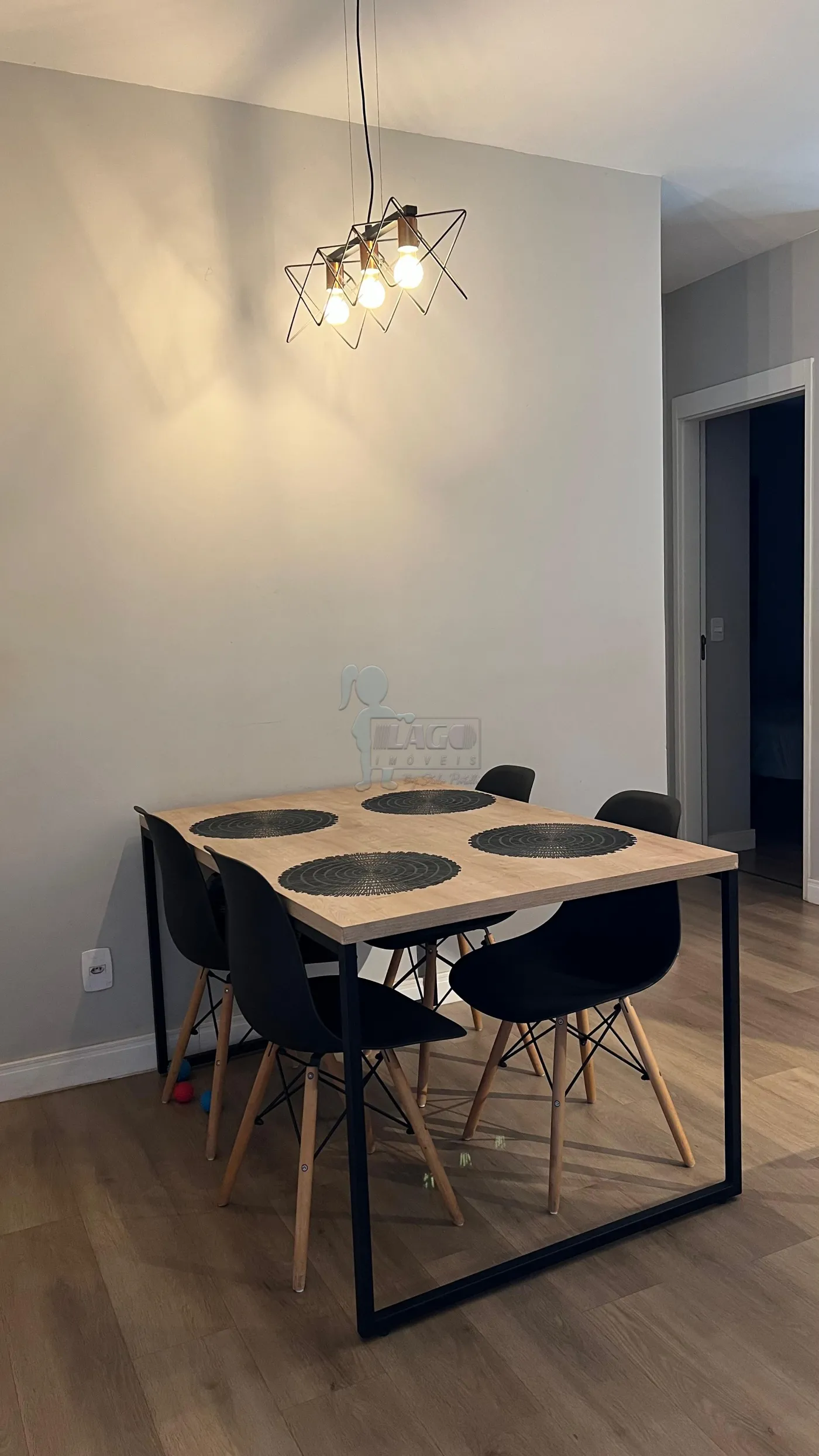 Comprar Apartamento / Padr&atilde;o em Ribeir&atilde;o Preto R$ 300.000,00 - Foto 5