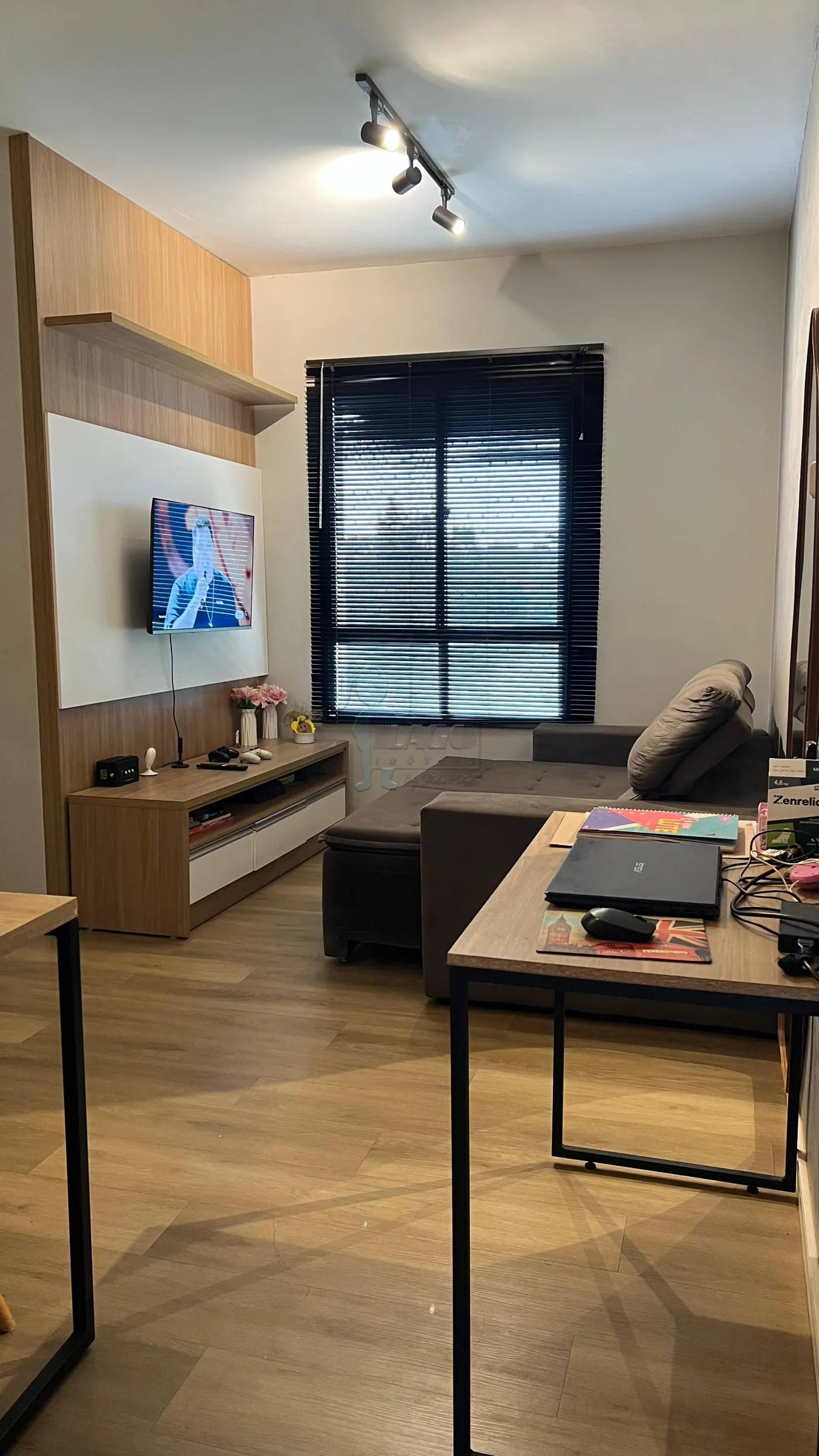 Comprar Apartamento / Padr&atilde;o em Ribeir&atilde;o Preto R$ 300.000,00 - Foto 2