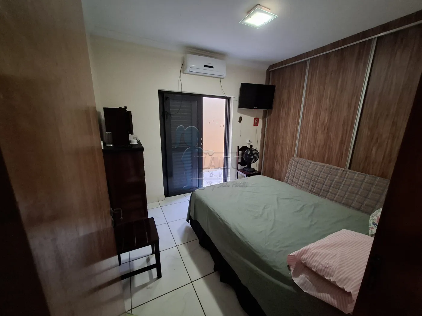 Comprar Casa / Padr&atilde;o em Ribeir&atilde;o Preto R$ 750.000,00 - Foto 2