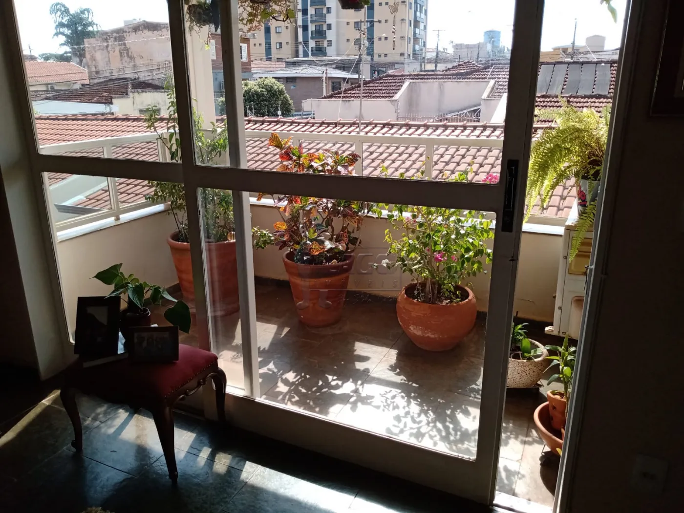 Comprar Apartamento / Padr&atilde;o em Ribeir&atilde;o Preto R$ 325.000,00 - Foto 2