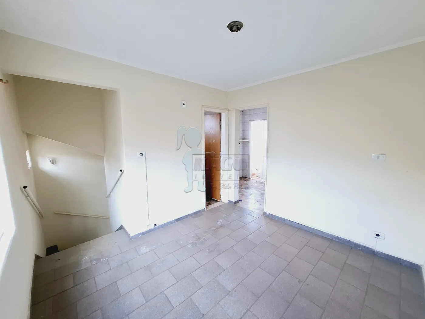 Alugar Casa / Padr&atilde;o em Ribeir&atilde;o Preto R$ 1.200,00 - Foto 2