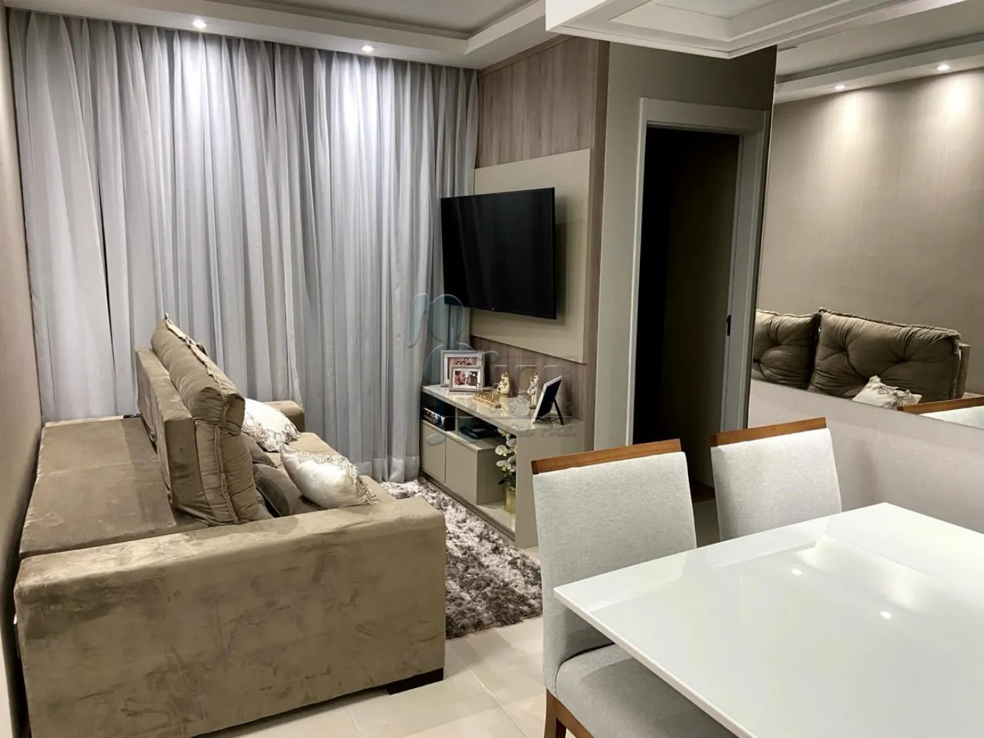 Comprar Apartamento / Padr&atilde;o em Ribeir&atilde;o Preto R$ 320.000,00 - Foto 1