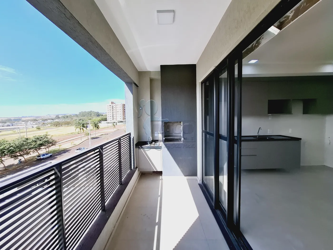 Alugar Apartamento / Padr&atilde;o em Bonfim Paulista R$ 2.800,00 - Foto 1