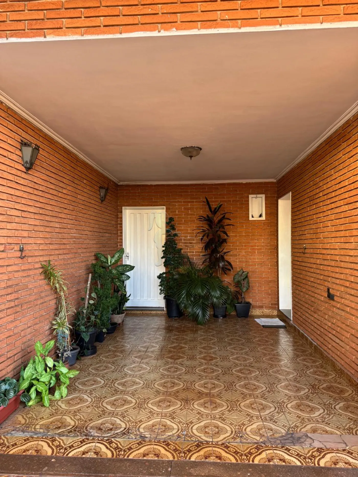 Comprar Casa / Padr&atilde;o em Ribeir&atilde;o Preto R$ 690.000,00 - Foto 4