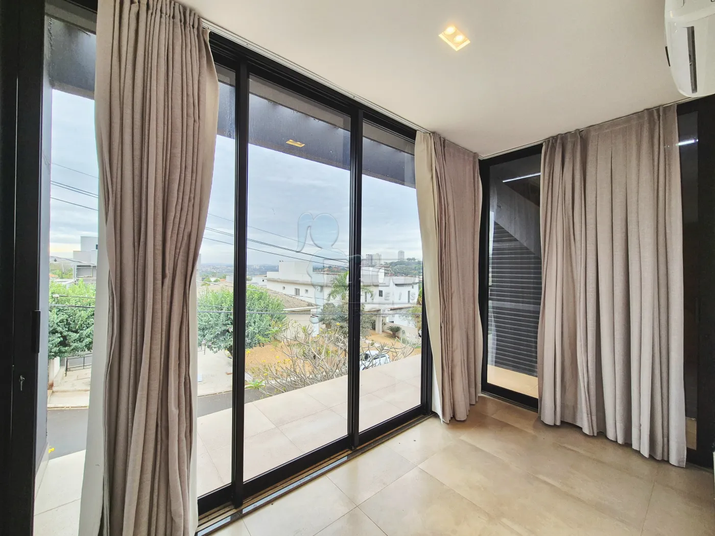 Alugar Casa condom&iacute;nio / Sobrado em Bonfim Paulista R$ 5.500,00 - Foto 33