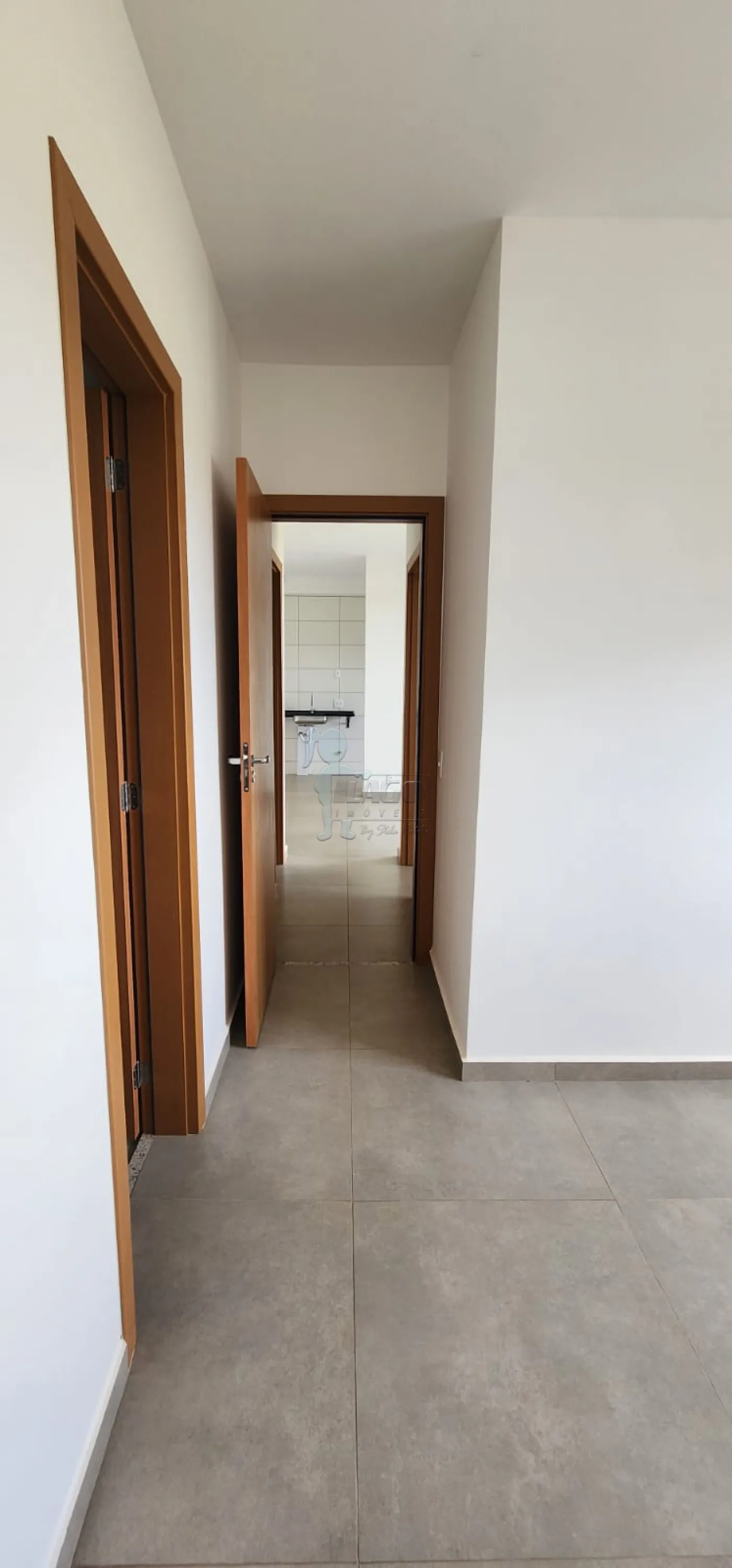 Alugar Apartamento / Padr&atilde;o em Bonfim Paulista R$ 1.600,00 - Foto 4