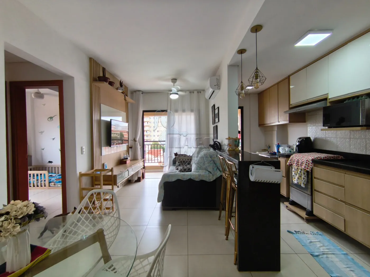 Comprar Apartamento / Padr&atilde;o em Ribeir&atilde;o Preto R$ 379.000,00 - Foto 4
