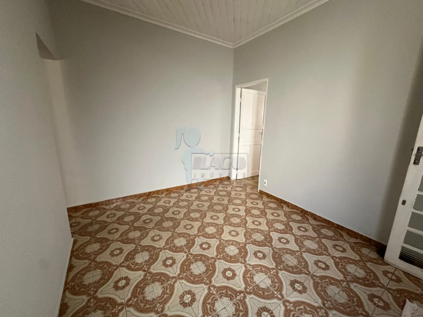 Comprar Casa / Padr&atilde;o em Ribeir&atilde;o Preto R$ 300.000,00 - Foto 7