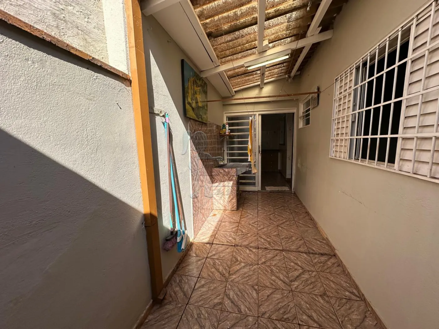 Comprar Casa / Padr&atilde;o em Ribeir&atilde;o Preto R$ 300.000,00 - Foto 17