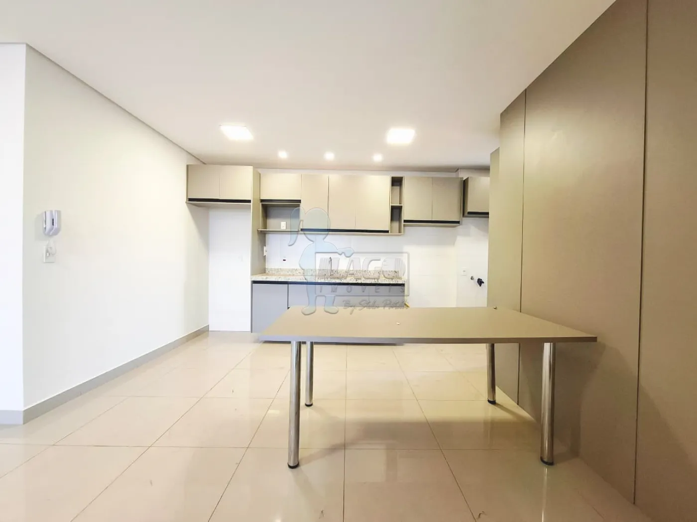 Alugar Apartamento / Padr&atilde;o em Ribeir&atilde;o Preto R$ 3.400,00 - Foto 2