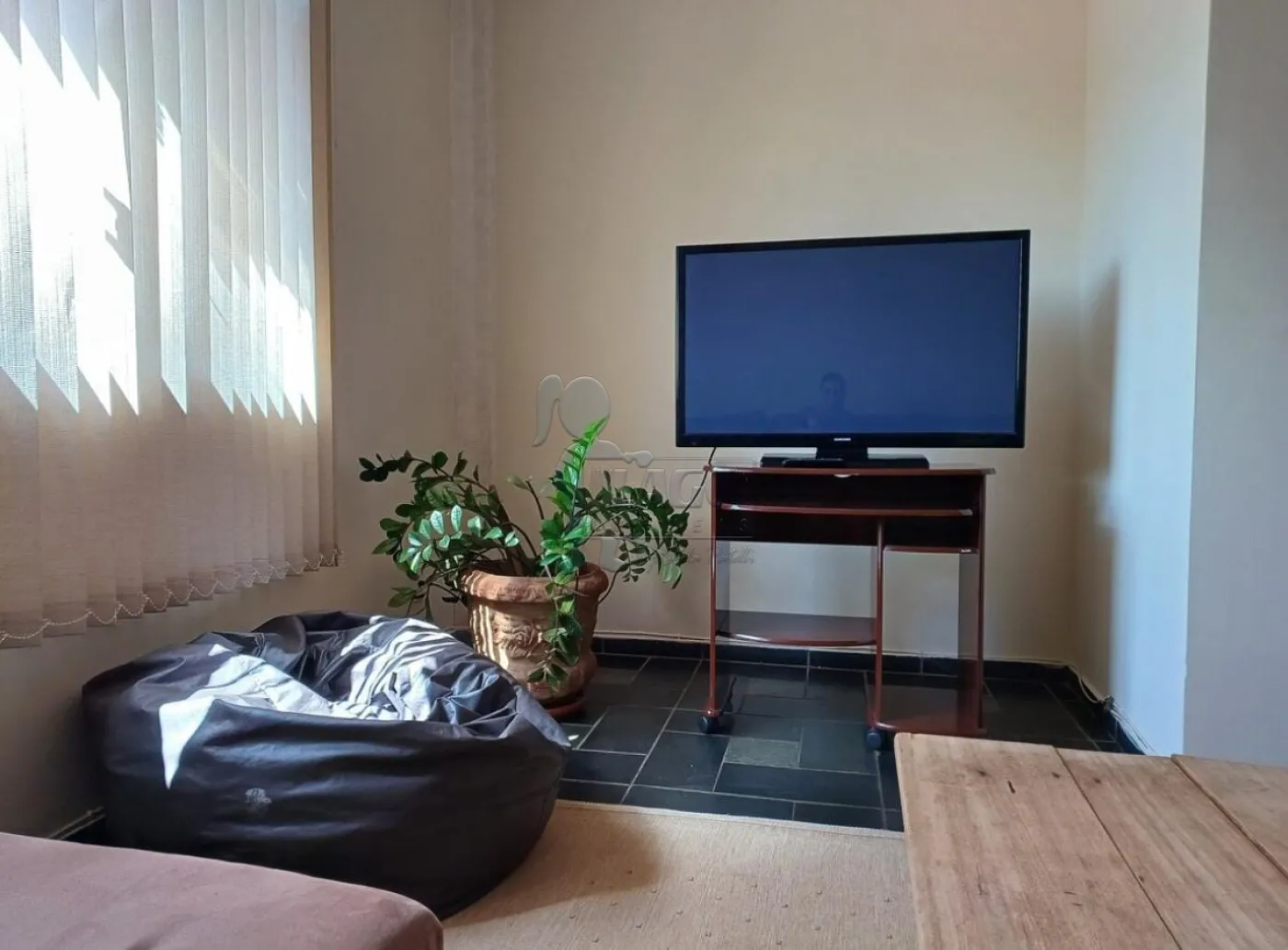 Comprar Apartamento / Padr&atilde;o em Ribeir&atilde;o Preto R$ 289.000,00 - Foto 2