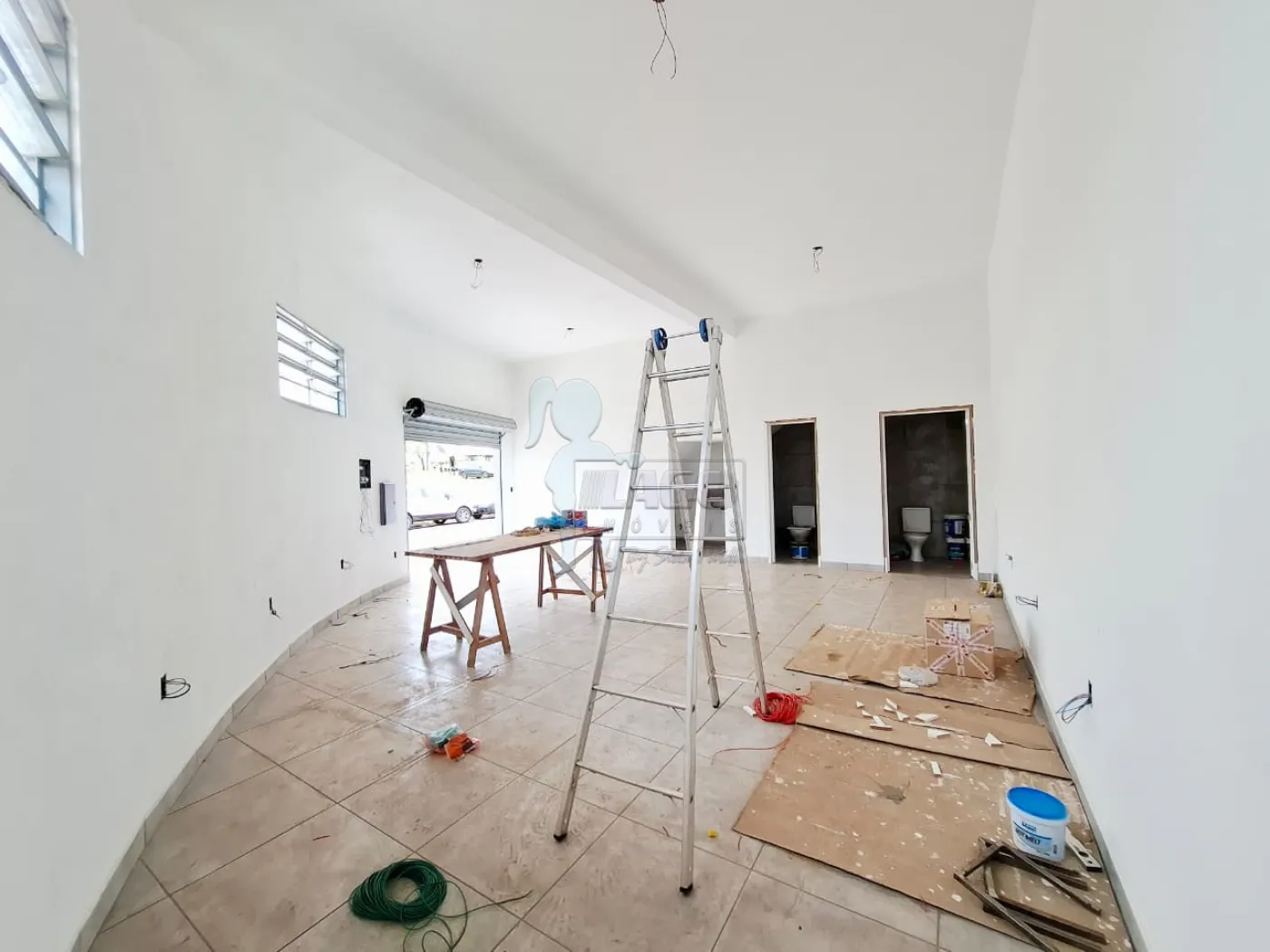 Alugar Comercial padr&atilde;o / Loja em Ribeir&atilde;o Preto R$ 2.000,00 - Foto 2