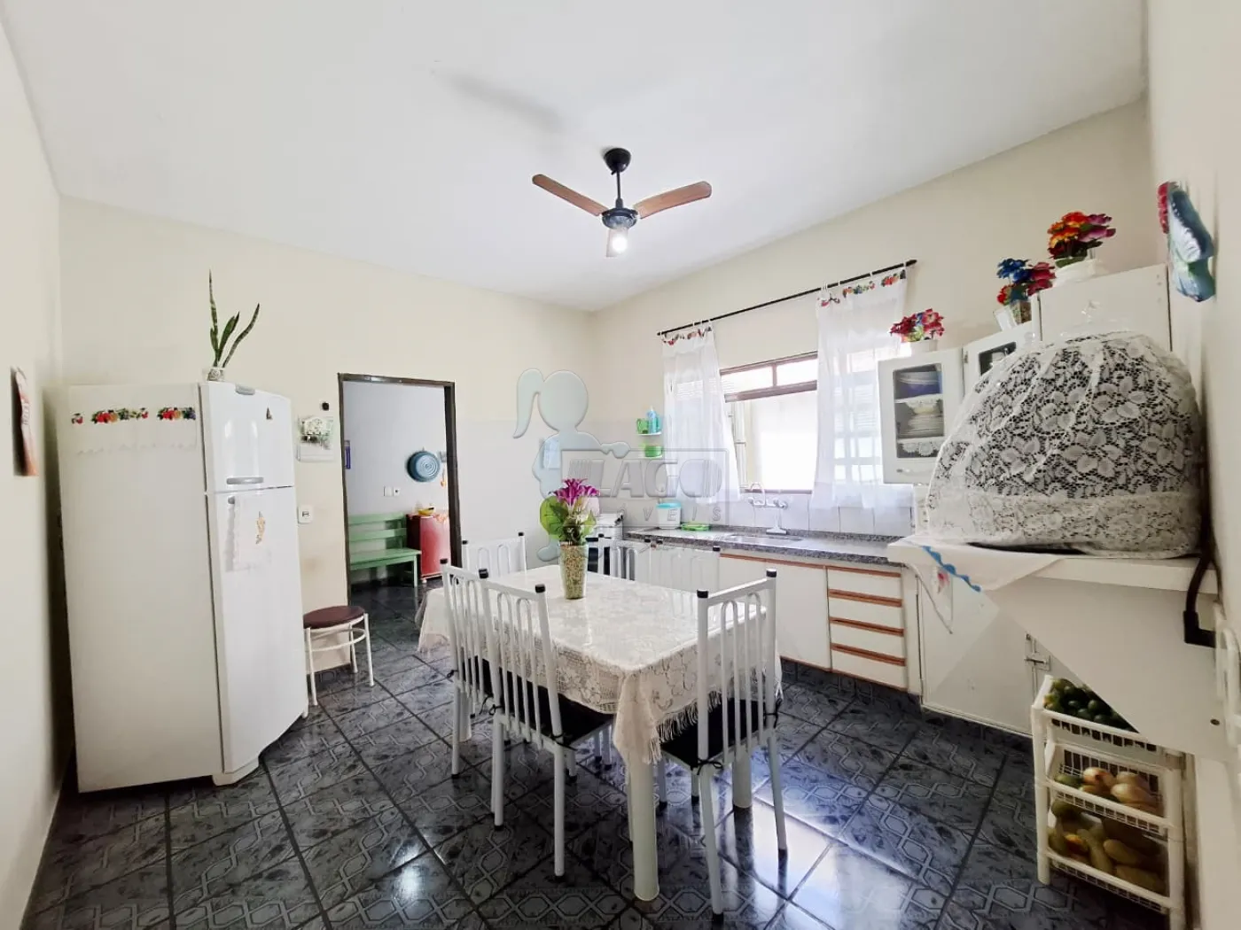 Comprar Casa / Padr&atilde;o em Ribeir&atilde;o Preto R$ 380.000,00 - Foto 4