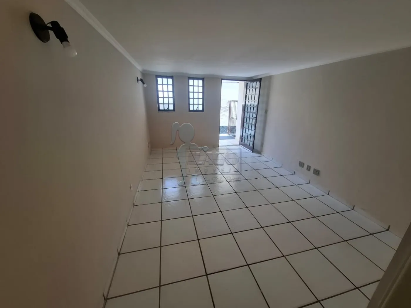 Alugar Casa / Padr&atilde;o em Ribeir&atilde;o Preto R$ 2.700,00 - Foto 1
