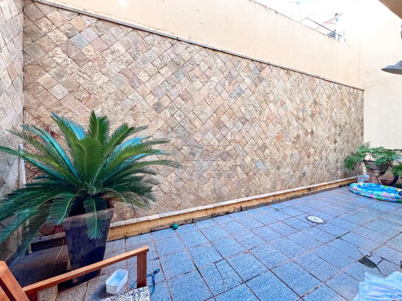 Alugar Apartamento / Padr&atilde;o em Ribeir&atilde;o Preto R$ 1.100,00 - Foto 7