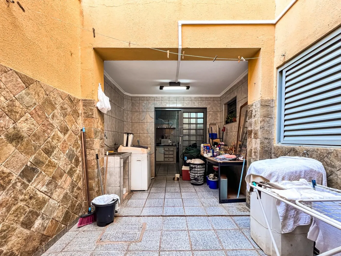 Alugar Apartamento / Padr&atilde;o em Ribeir&atilde;o Preto R$ 1.100,00 - Foto 10