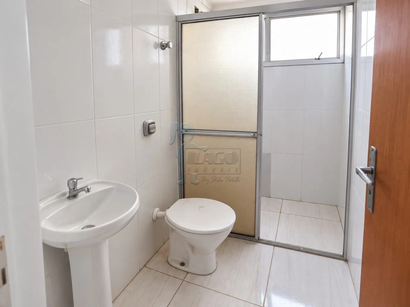 Alugar Apartamento / Padr&atilde;o em Ribeir&atilde;o Preto R$ 800,00 - Foto 6