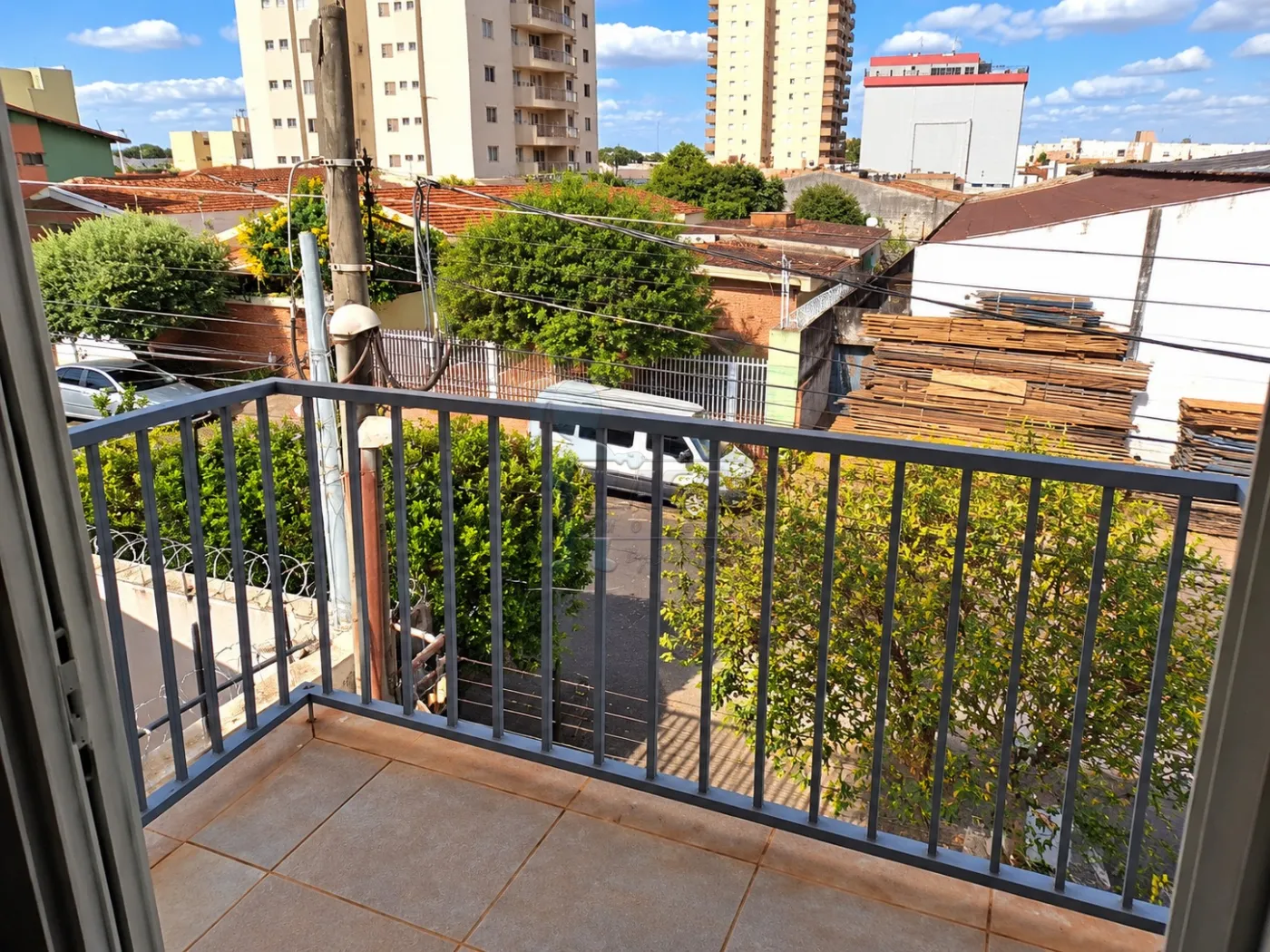 Alugar Apartamento / Padr&atilde;o em Ribeir&atilde;o Preto R$ 800,00 - Foto 13