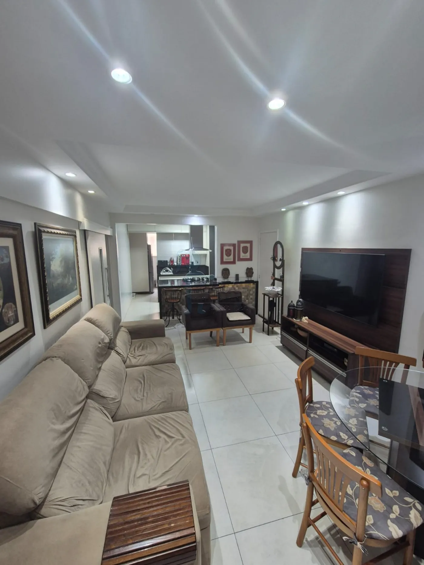 Comprar Apartamento / Padr&atilde;o em Ribeir&atilde;o Preto R$ 390.000,00 - Foto 3