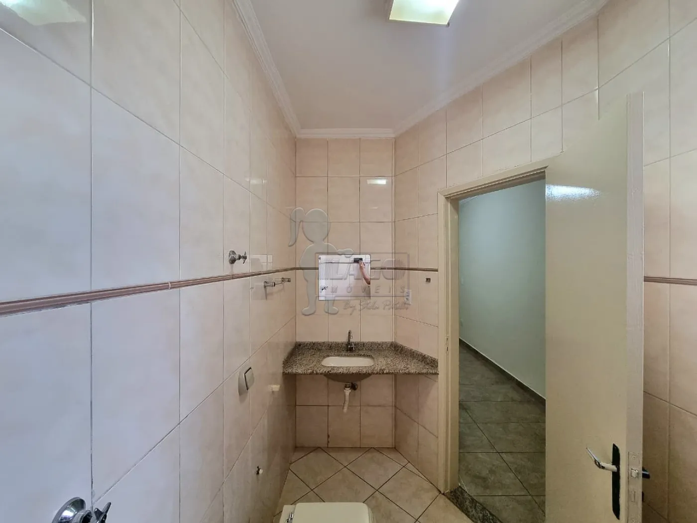 Alugar Casa / Padr&atilde;o em Ribeir&atilde;o Preto R$ 3.100,00 - Foto 17