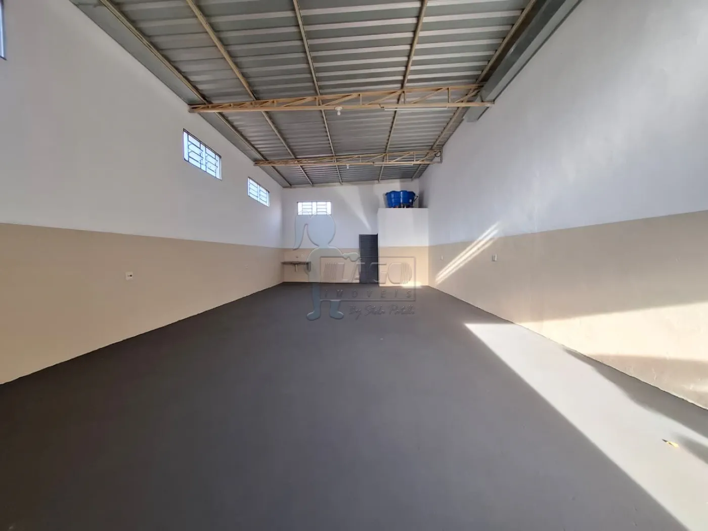 Alugar Comercial padr&atilde;o / Galp&atilde;o - Armaz&eacute;m em Ribeir&atilde;o Preto R$ 2.300,00 - Foto 1