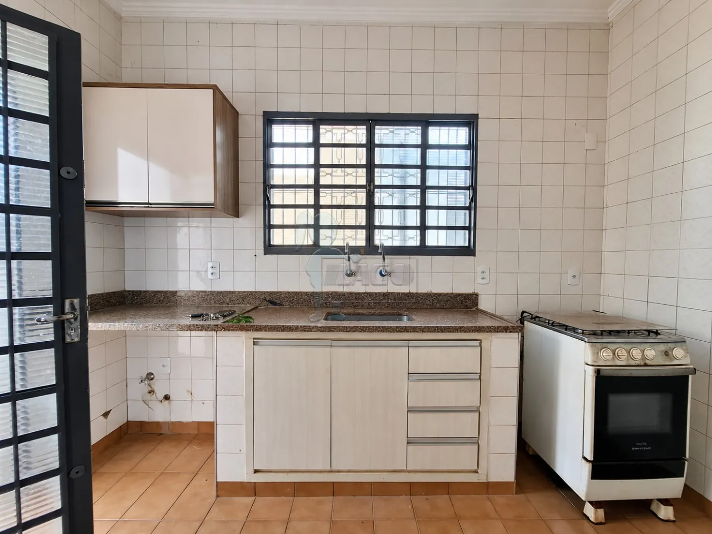 Alugar Casa / Padr&atilde;o em Ribeir&atilde;o Preto R$ 3.300,00 - Foto 7