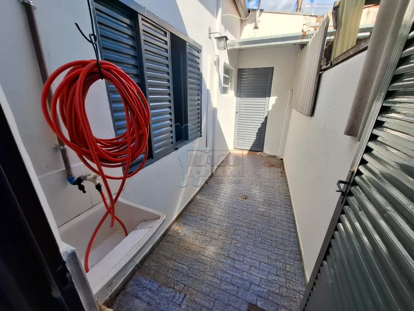 Alugar Casa / Padr&atilde;o em Ribeir&atilde;o Preto R$ 1.500,00 - Foto 8