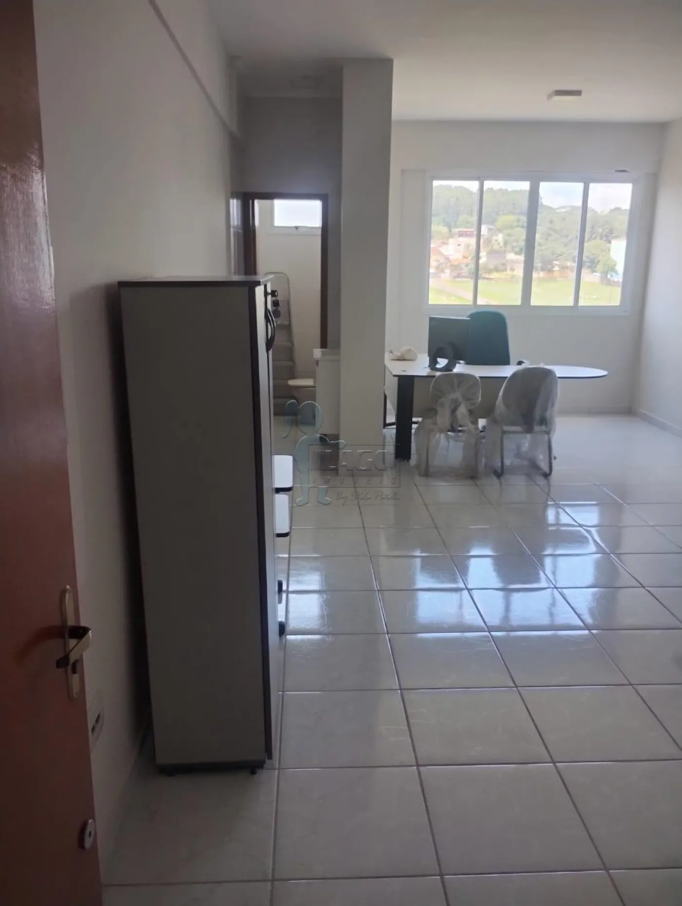 Comprar Comercial condom&iacute;nio / Escrit&oacute;rio - Loja em Ribeir&atilde;o Preto R$ 146.000,00 - Foto 2
