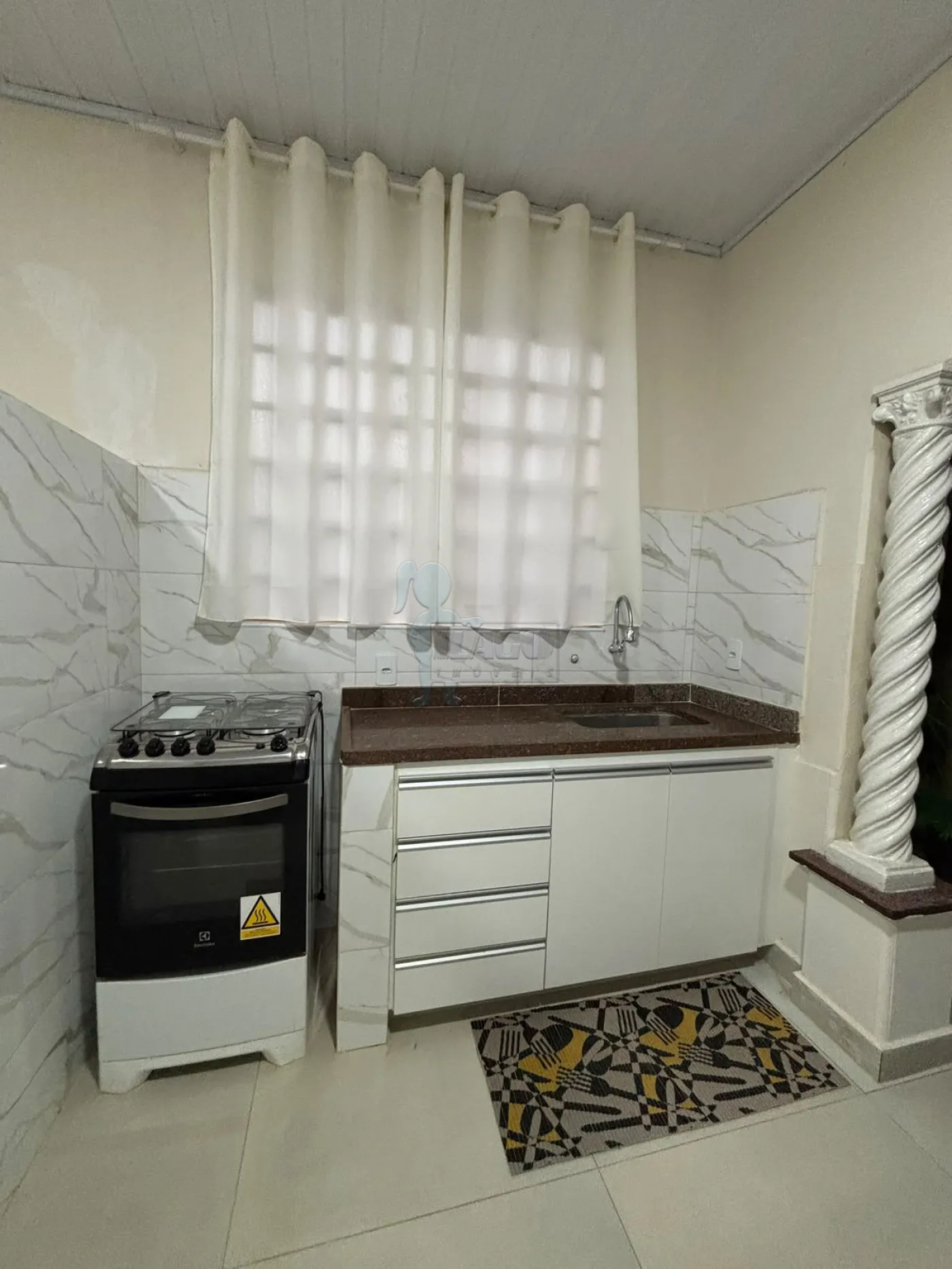 Alugar Casa / Padr&atilde;o em Ribeir&atilde;o Preto R$ 2.500,00 - Foto 3
