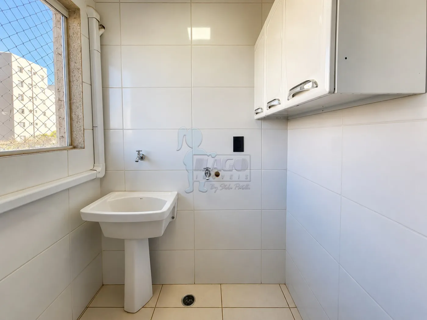 Alugar Apartamento / Padr&atilde;o em Ribeir&atilde;o Preto R$ 900,00 - Foto 12