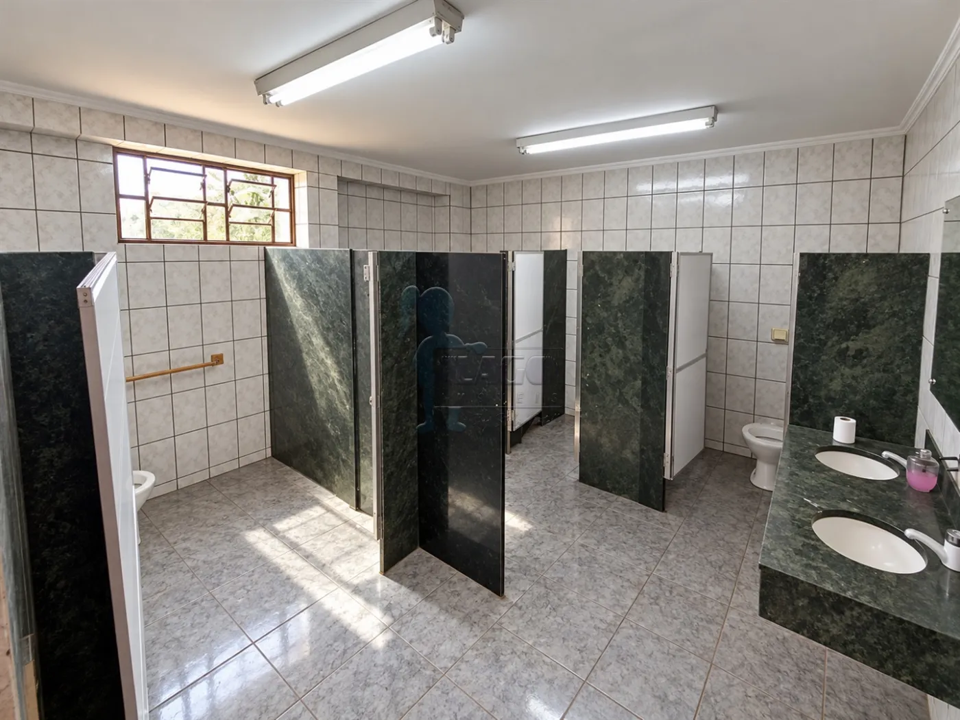 Alugar Comercial padr&atilde;o / Galp&atilde;o - Armaz&eacute;m em Ribeir&atilde;o Preto R$ 8.700,00 - Foto 8