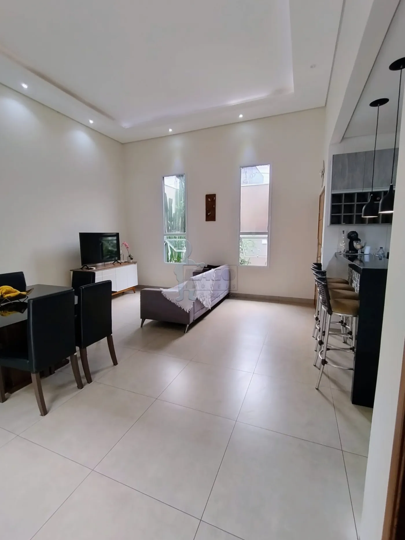 Comprar Casa / Padr&atilde;o em Ribeir&atilde;o Preto R$ 620.000,00 - Foto 2